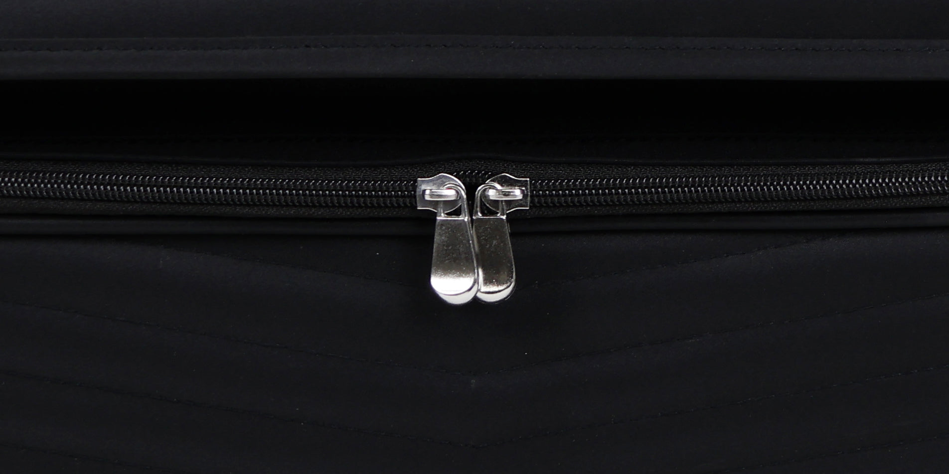 Everything Mary XL 4 Wheel Collapsible Rolling Sewing Machine Storage Case, Black